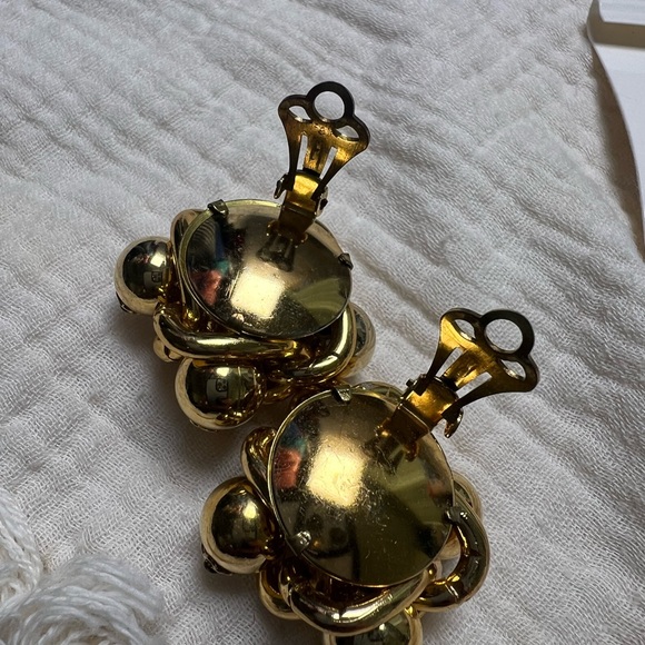 Vintage Joel Powell Designs Clip Earrings Gold - Picture 3 of 6